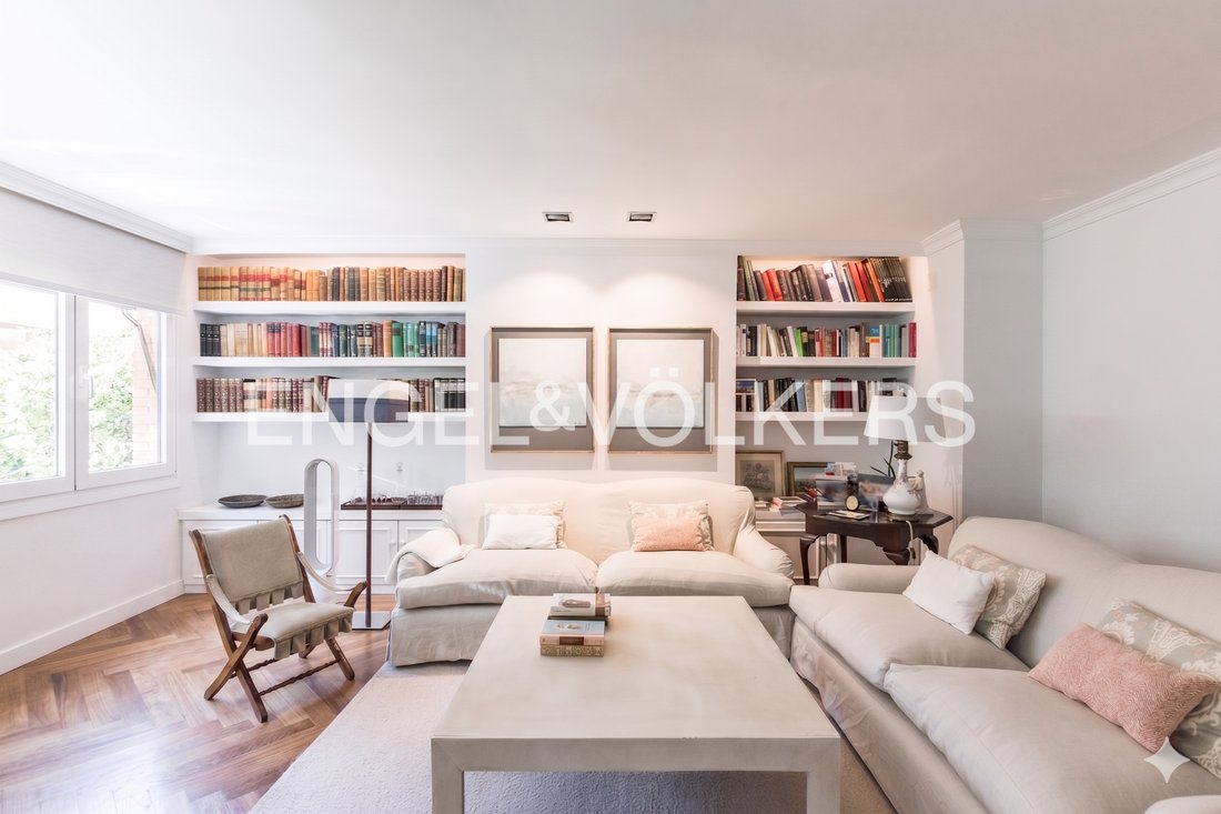 Apartment in La Moraleja, Alcobendas, Comunidad de Madrid 1 - 18153443