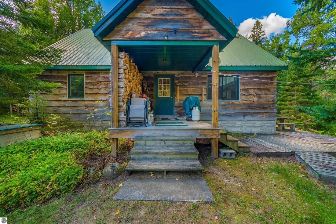 House in Hulbert, Michigan, United States 2 - 18995047