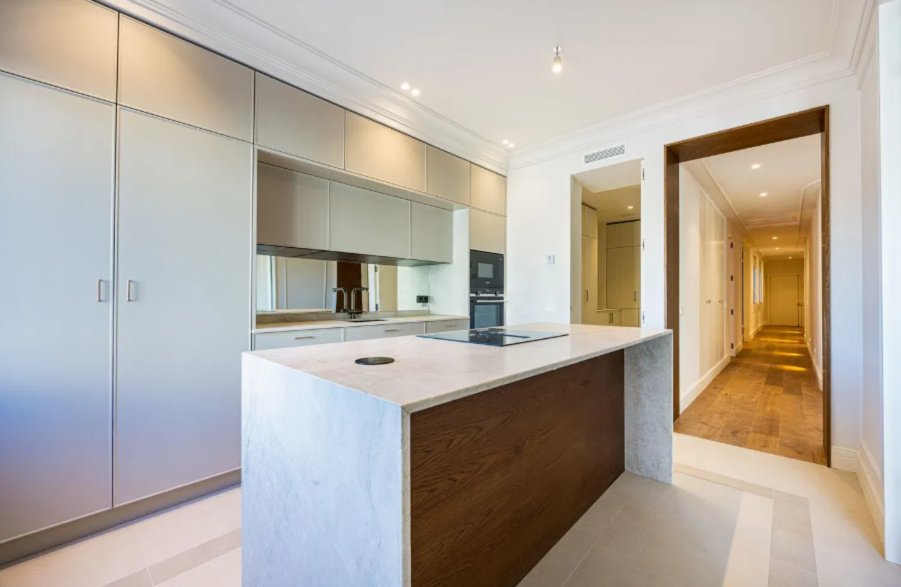 Apartment in Chamberi, Madrid, Spain 5 - 18995032
