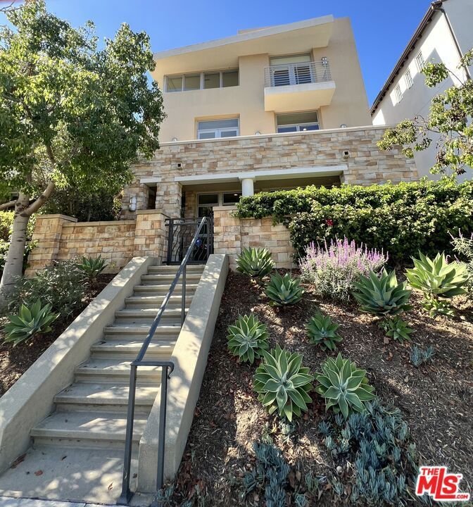 House in Los Angeles, California, United States 1 - 18992902