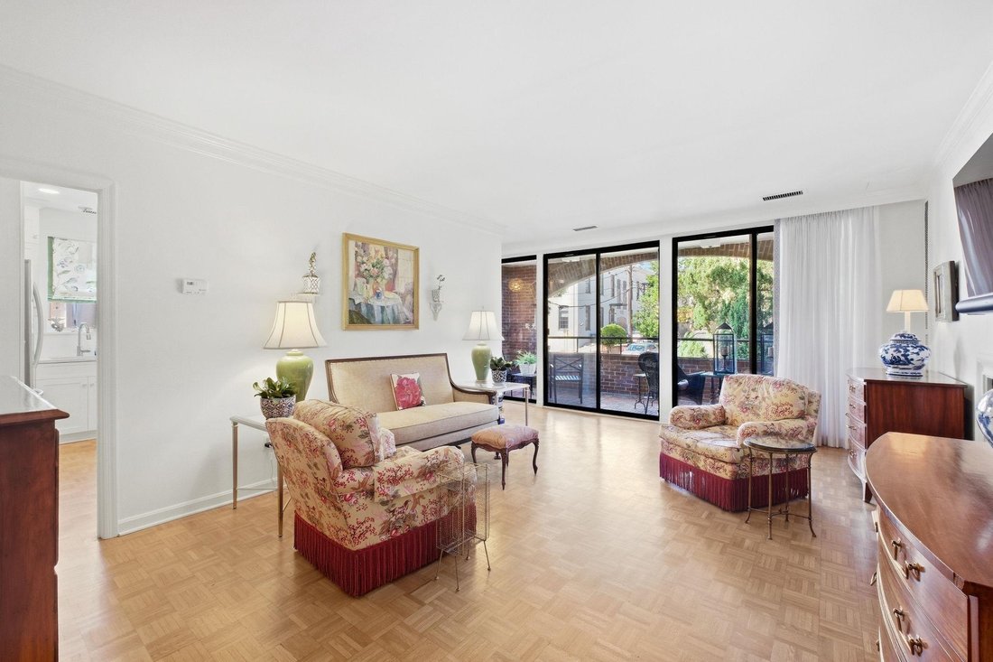 Condo in Alexandria, Virginia, United States 3 - 18992720