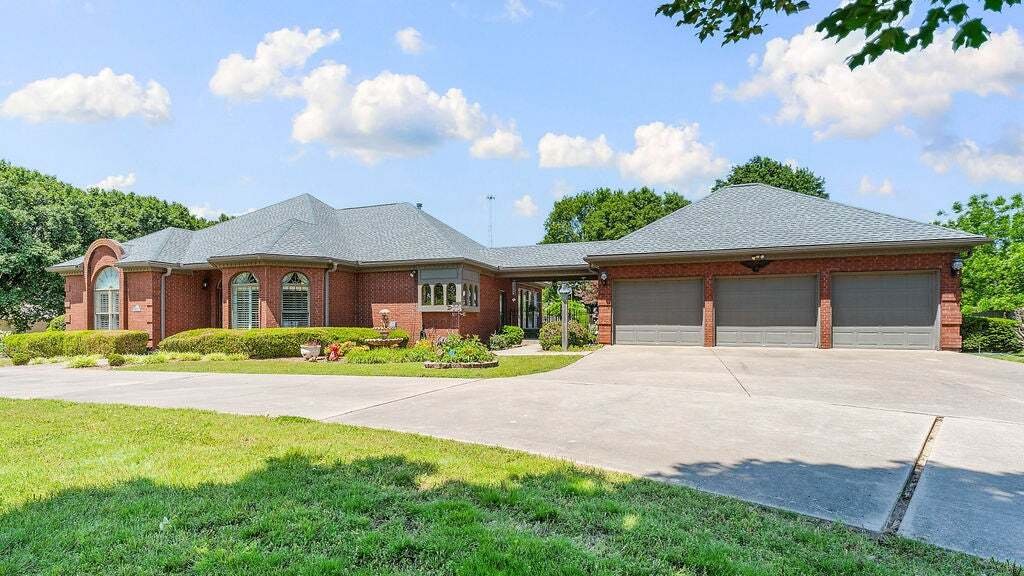 House in Rogers, Arkansas, United States 4 - 18994942