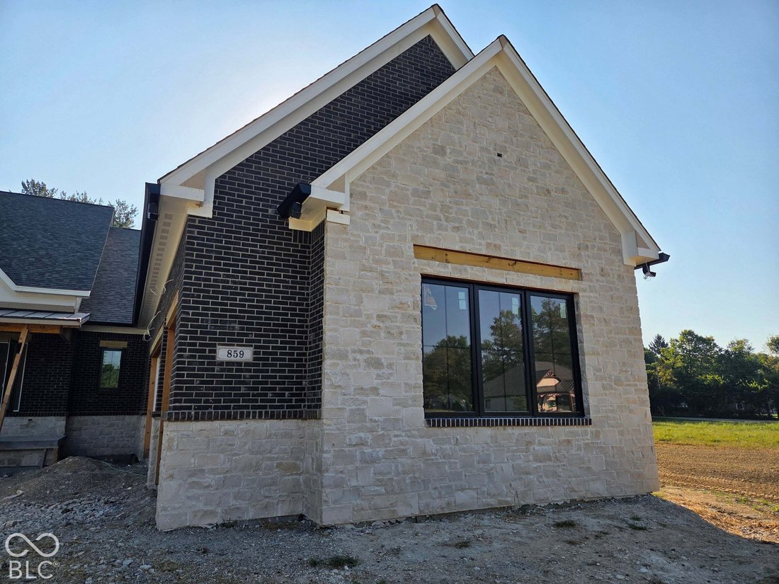 House in Greenwood, Indiana, United States 4 - 18995139
