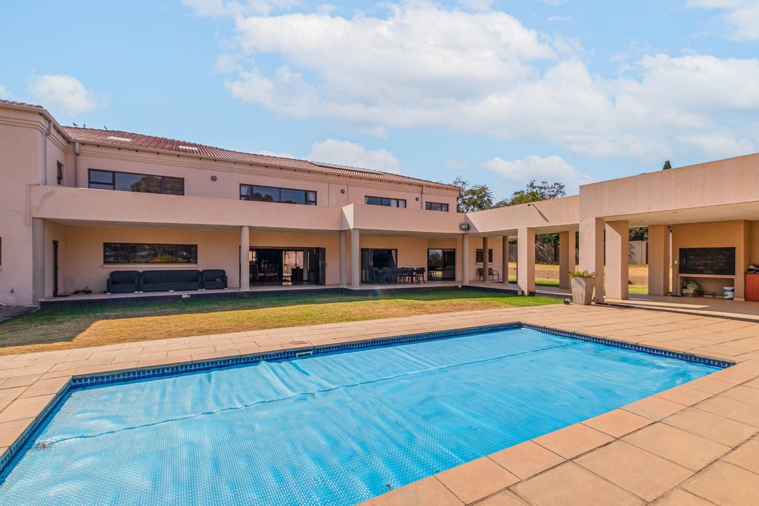 House in Kyalami AH, Gauteng, South Africa 5 - 18996828