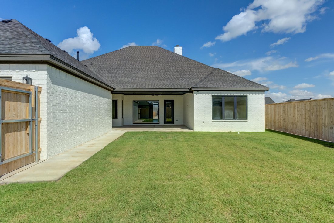 House in Lubbock, Texas, United States 5 - 18996114