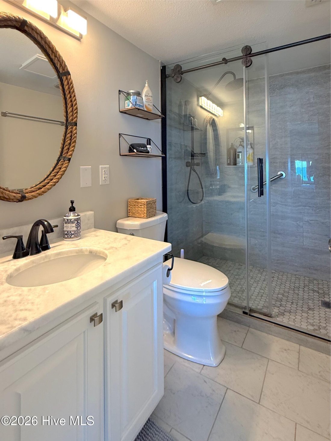 Condo in Emerald Isle, North Carolina, United States 3 - 18993301