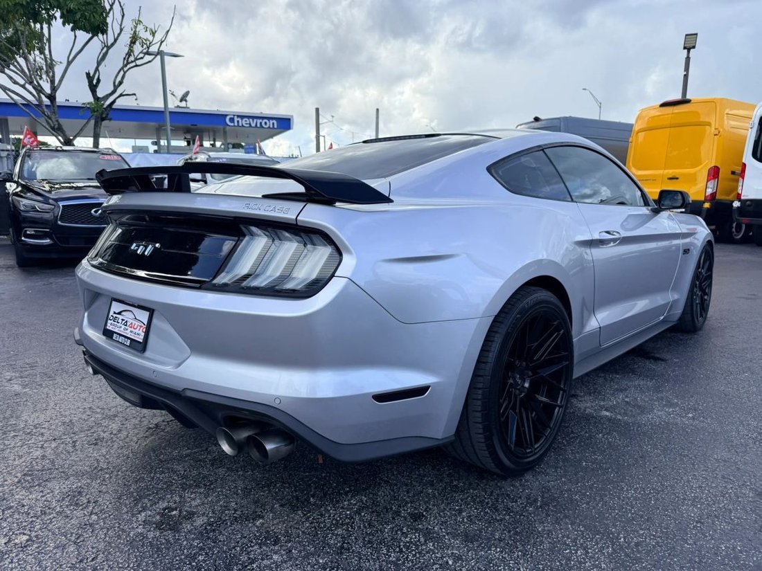 Coupe in Miami, FL, United States 5 - 18996980