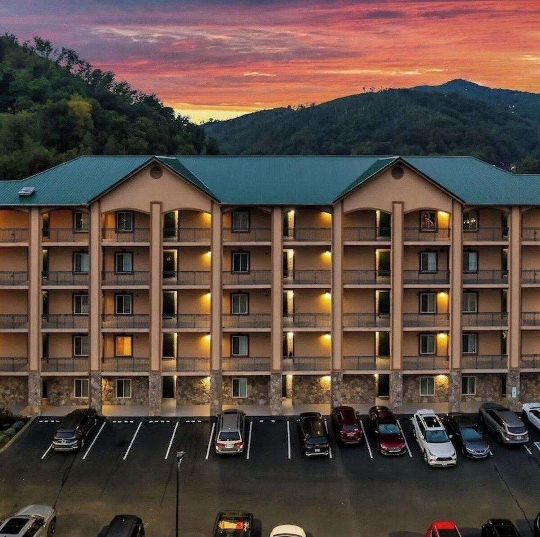 Condo in Gatlinburg, Tennessee, United States 1 - 18992985