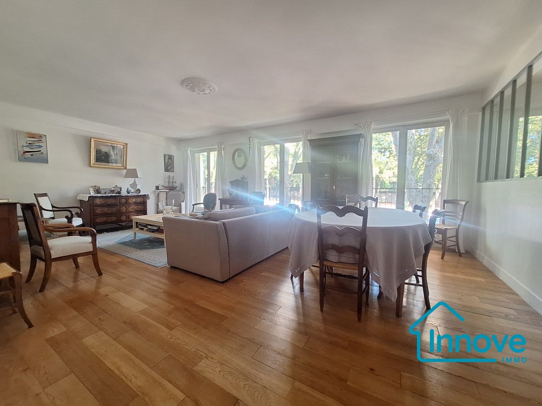 Apartment in Domaine National du Château, Versailles, France 4 - 18997926