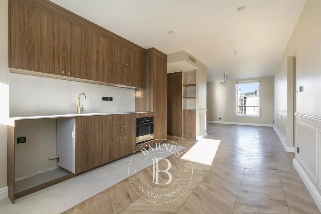 Apartment in Hoche-Friedland, Paris 8e Arrondissement, Paris 4 - 18993394