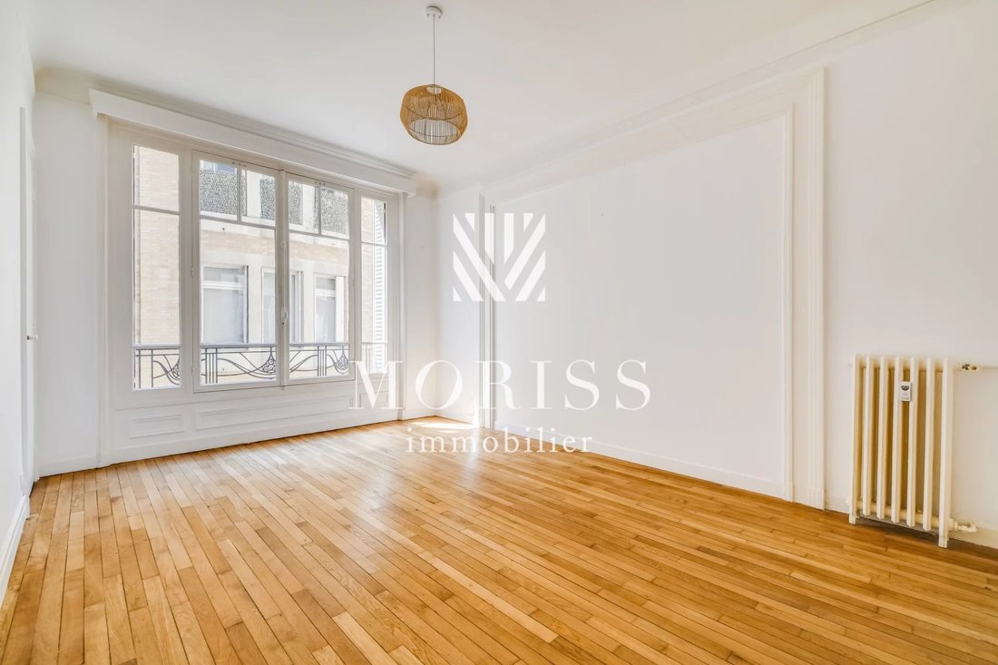 Apartment in Pereire-Malesherbes, Paris 17e Arrondissement, Paris 2 - 18994078