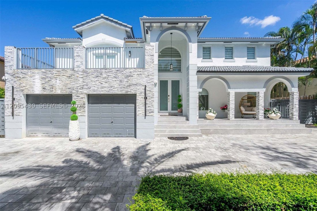 House in Hialeah, Florida, United States 4 - 18993091