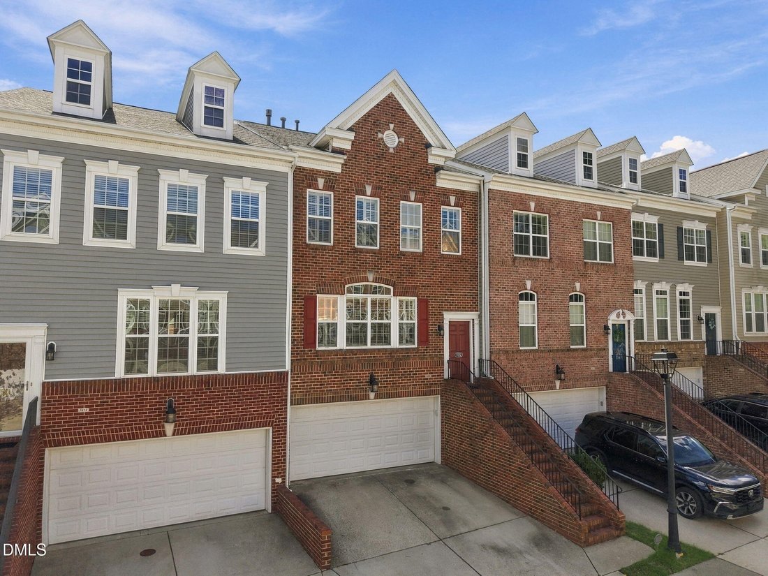 Townhouse in Raleigh, North Carolina, United States 1 - 18995664