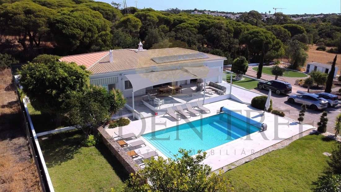 Villa in Almancil, Algarve, Portugal 1 - 18996794