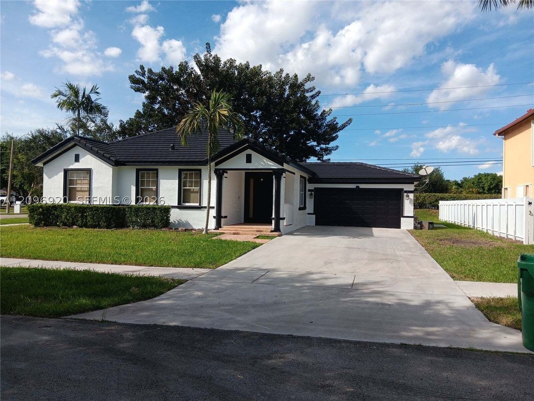 House in Miami, Florida, United States 3 - 18995699
