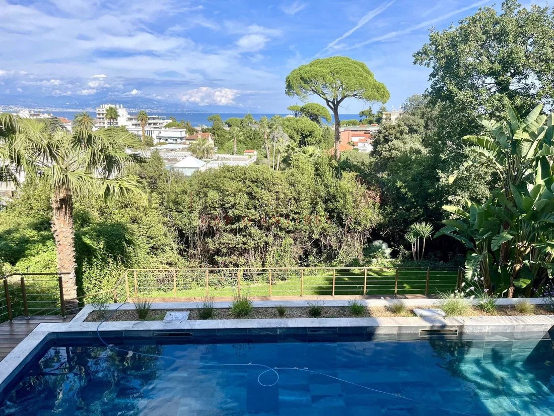 Villa in Les Bastides, Antibes, France 2 - 16395277
