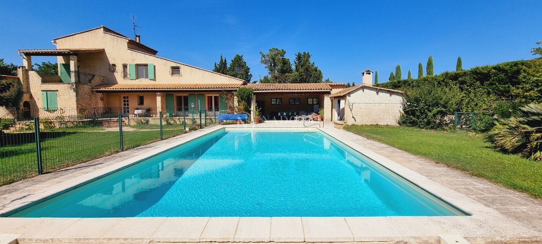 Casa en Cavaillon, Provenza-Alpes-Costa Azul, Francia 2 - 18993939