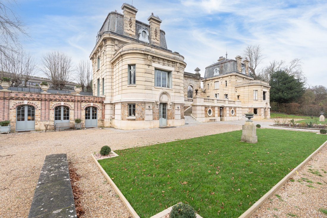 House in Le Plateau, Louveciennes, France 3 - 18996252
