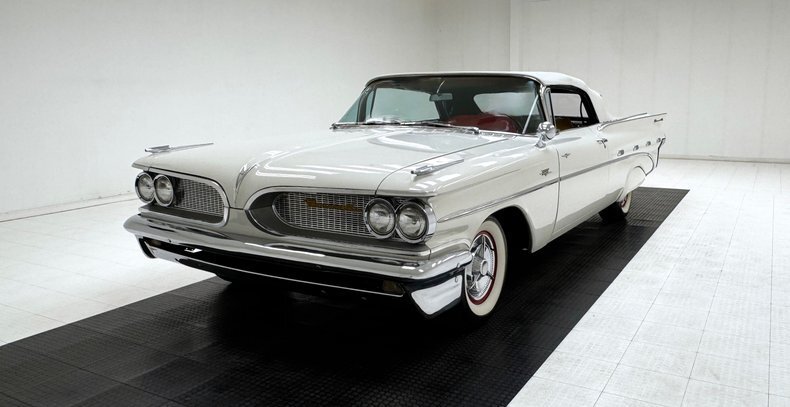 Cabriolet in Morgantown, United States 1 - 18998744