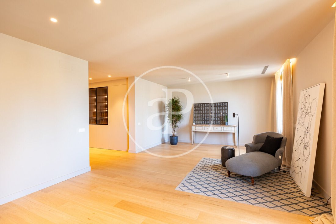 Apartment in Sarrià-Sant Gervasi, Barcelona, Spain 3 - 18998594