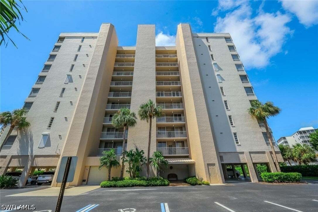 Condo in Naples, Florida, United States 1 - 18998209