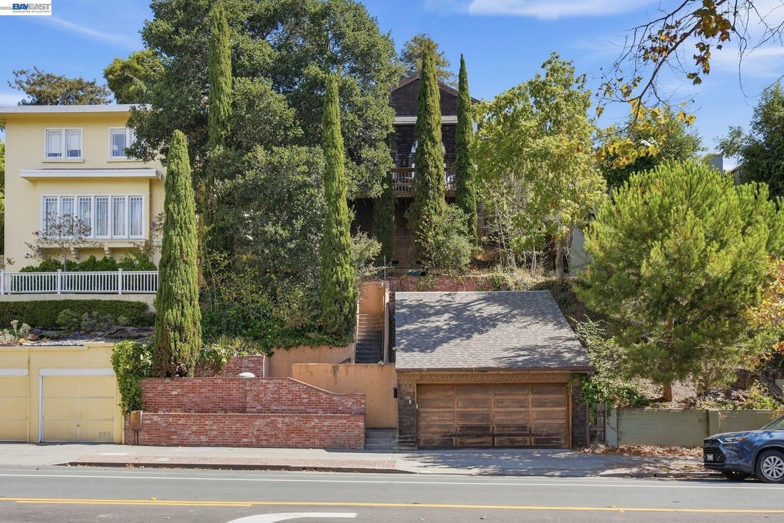 House in Oakland, California, United States 1 - 18998423