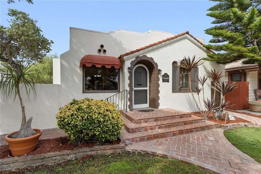 House in Signal Hill, California, United States 3 - 18998372