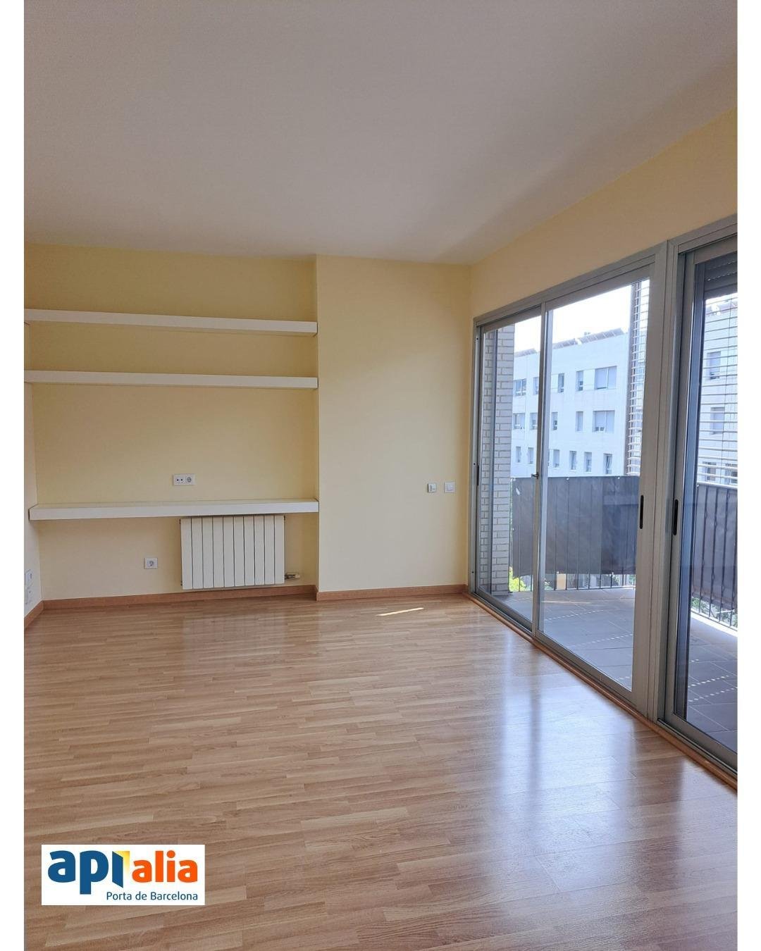 Apartment in Sant Feliu de Llobregat, Catalonia, Spain 4 - 18998877