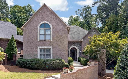House in Mountain Brook, Alabama, United States 1