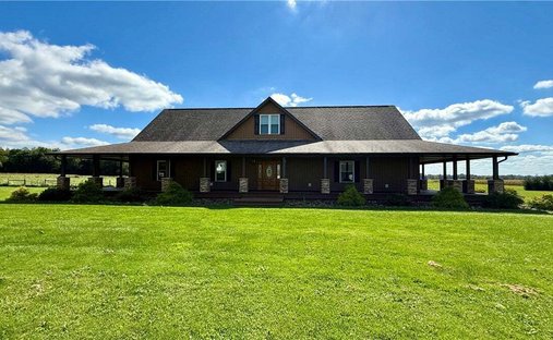 House in Fredonia, Pennsylvania, United States 1