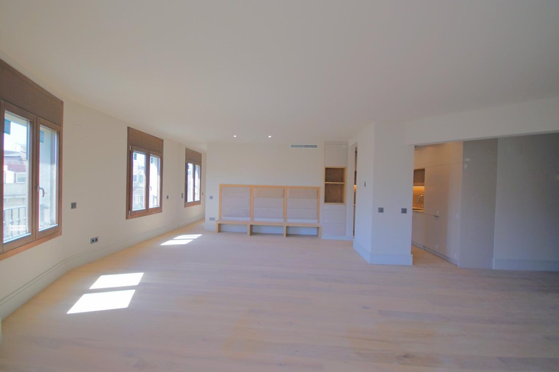 Apartment in Eixample, Barcelona, Spain 4 - 18998833