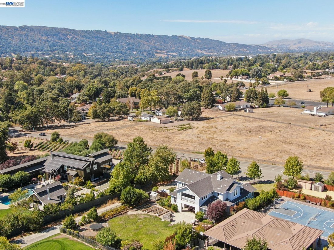 House in Pleasanton, California, United States 4 - 18998415