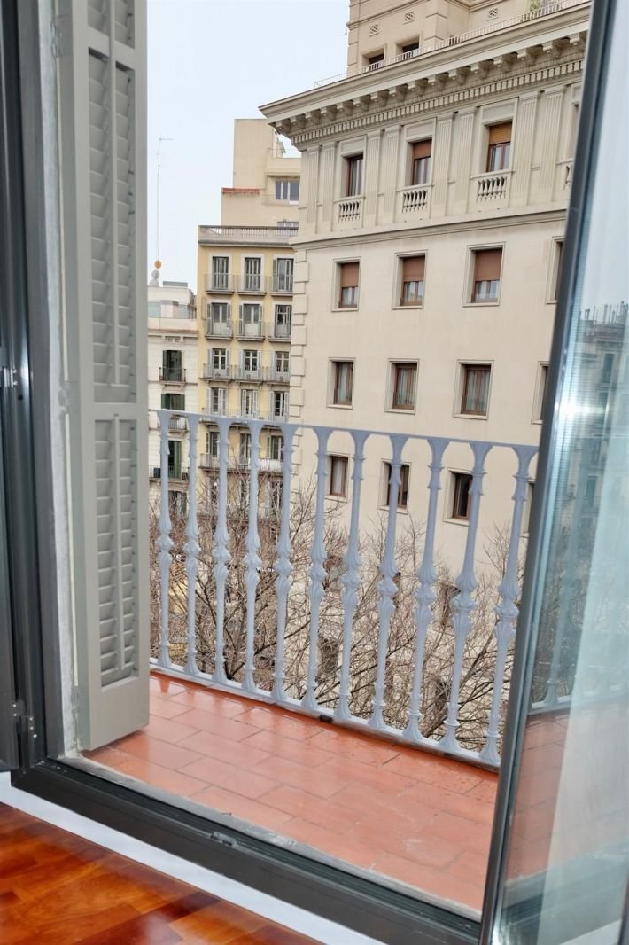 Apartment in Eixample, Barcelona, Spain 3 - 18998671