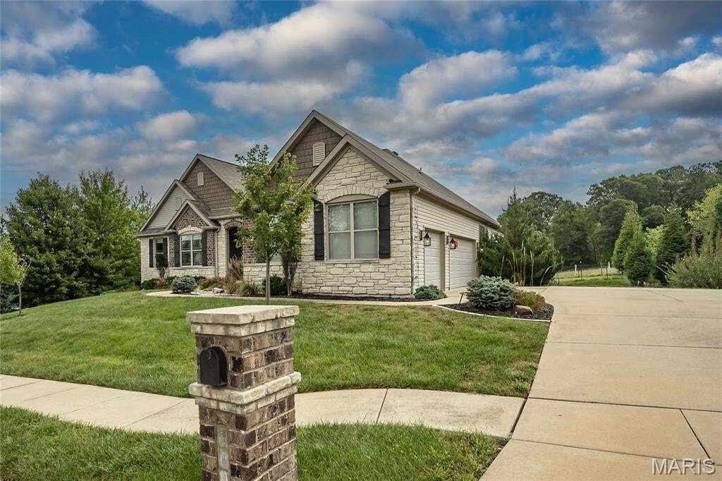 House in O'Fallon, Missouri, United States 3 - 18998411