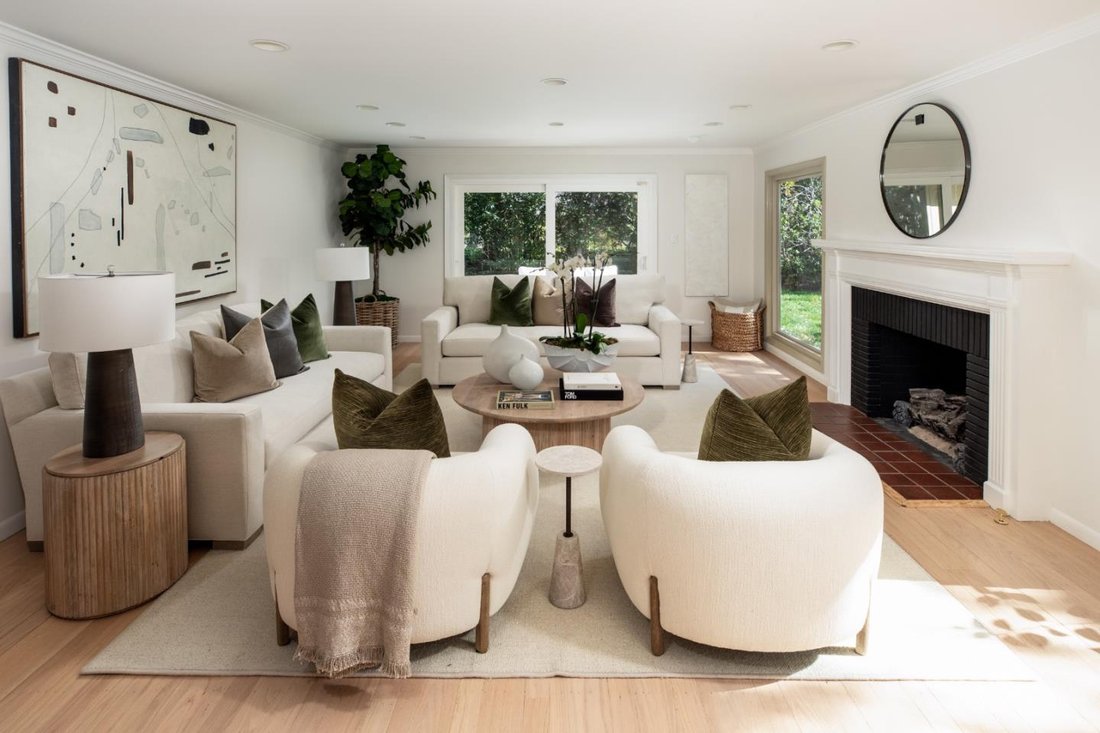 House in Los Altos Hills, California, United States 2 - 18998413