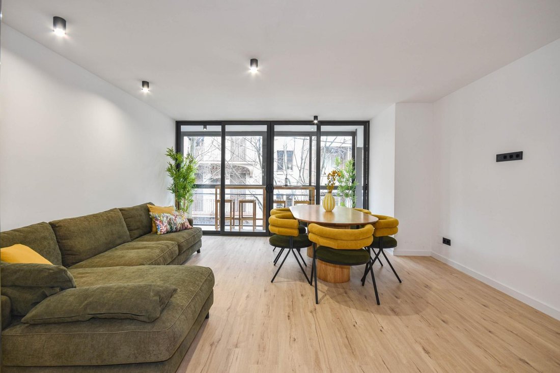 Apartment in Sarrià-Sant Gervasi, Barcelona, Spain 3 - 18998753