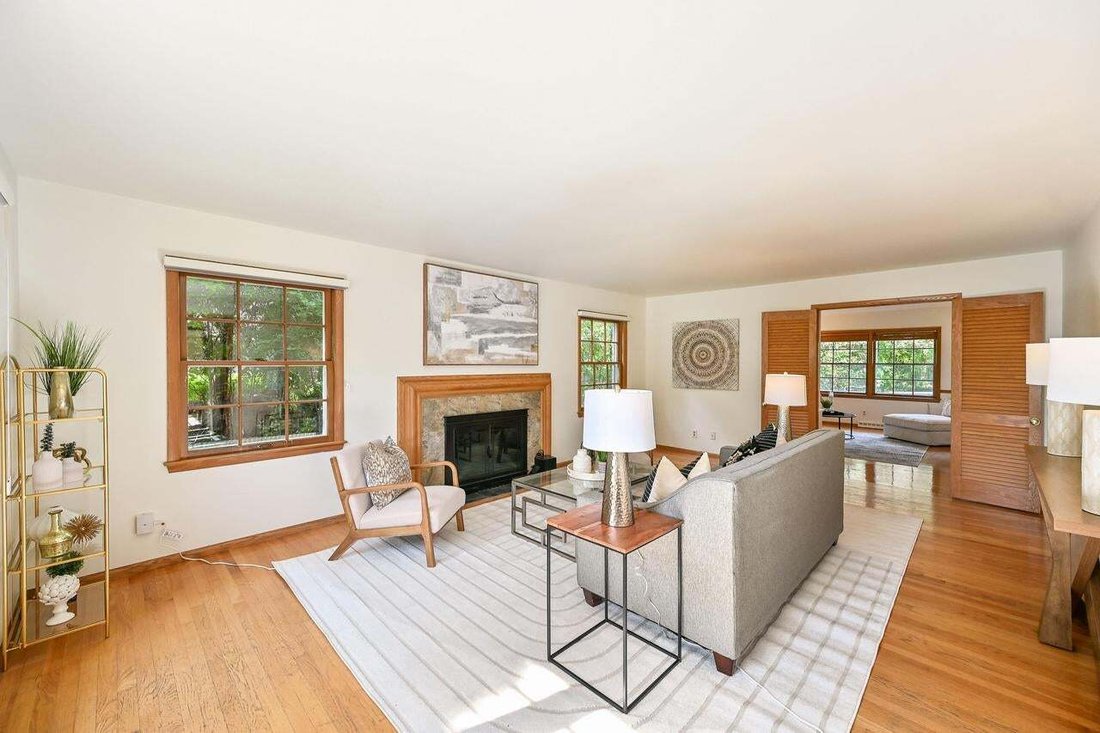 House in Fox Point, Wisconsin, United States 3 - 18998241