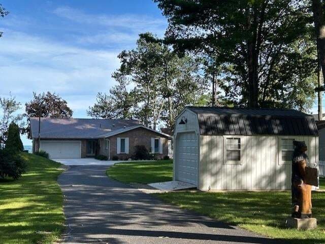House in Tawas City, Michigan, United States 1 - 18998538