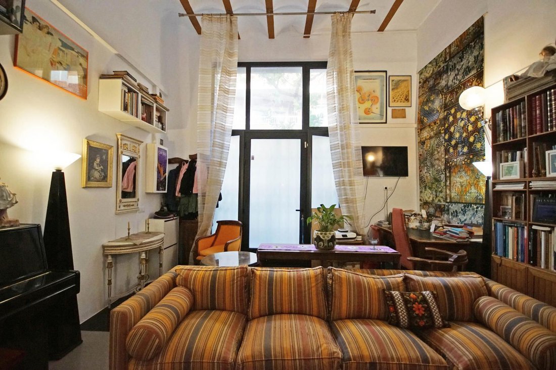 Apartment in Sarrià-Sant Gervasi, Barcelona, Spain 1 - 18998540