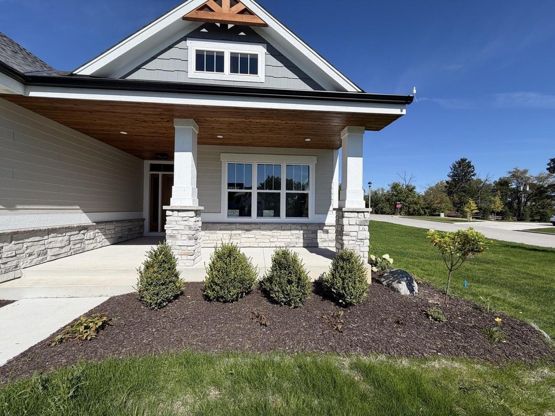 House in Sussex, Wisconsin, United States 3 - 18770855