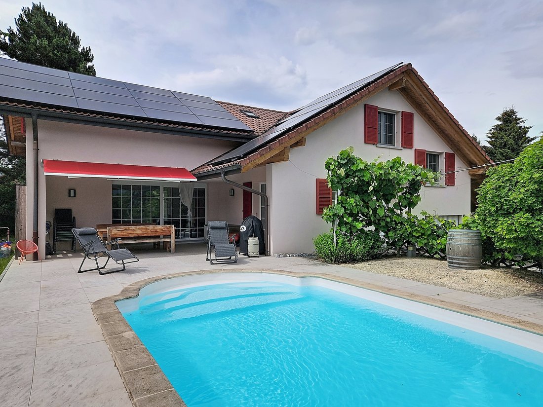 House in Echarlens, Canton of Fribourg, Switzerland 2 - 18998326