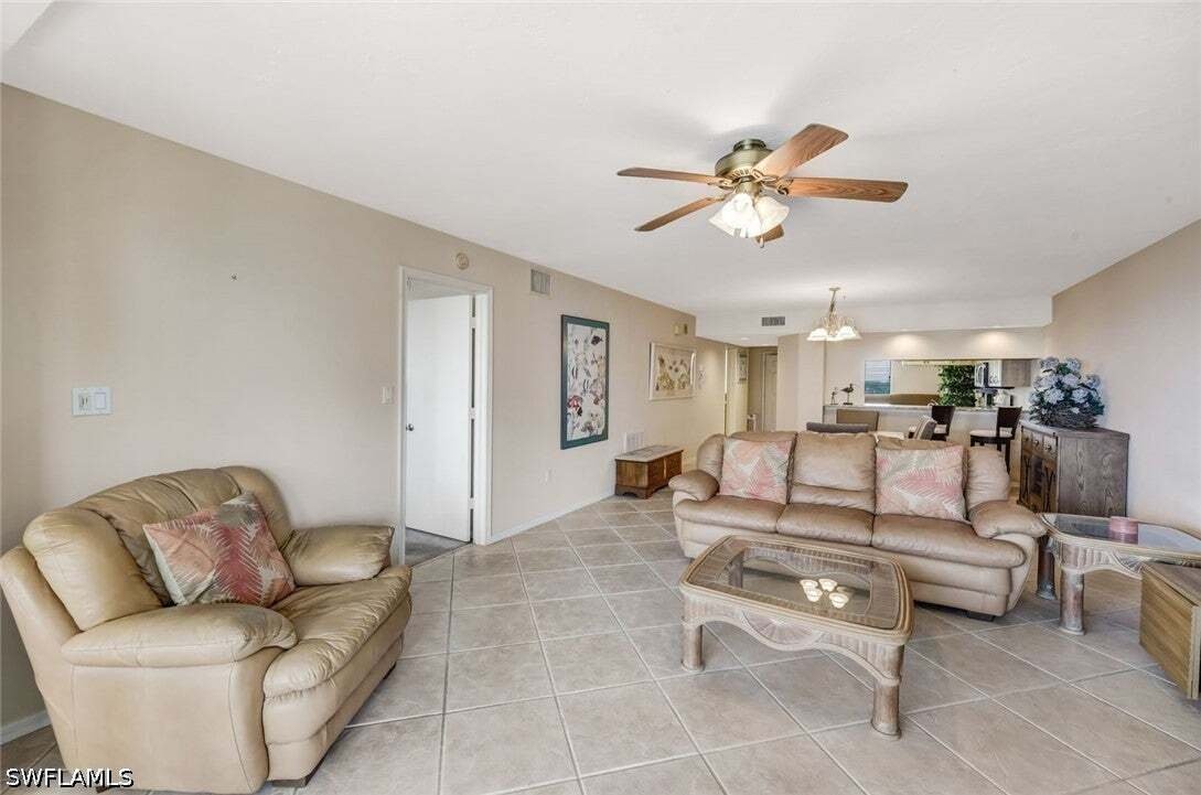 Condo in Naples, Florida, United States 5 - 18998209