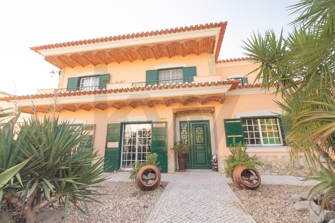Townhouse in Cidade de Santarem, Santarem District, Portugal 1 - 18998494