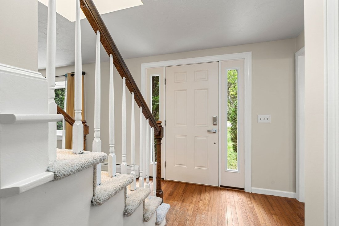 House in Raynham, Massachusetts, United States 4 - 18998500