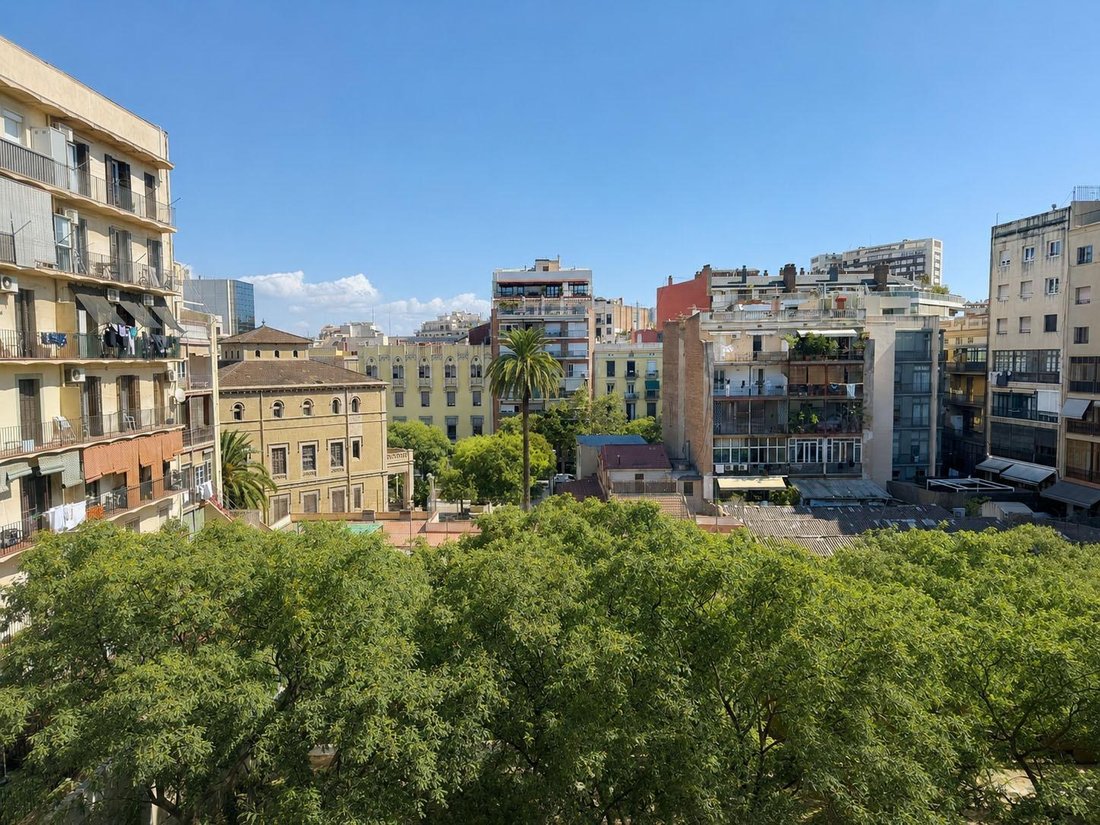 Apartment in Eixample, Barcelona, Spain 3 - 18998902