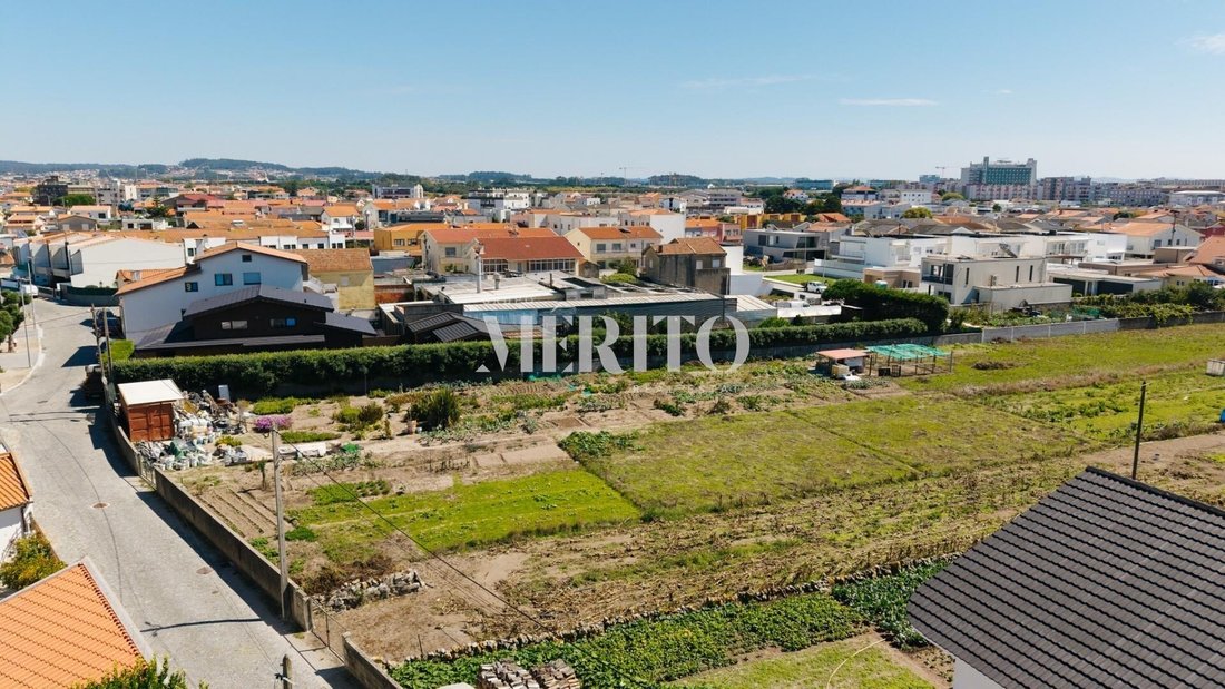 Land in Aver-o-Mar, Amorim e Terroso, Porto District, Portugal 1 - 18998280