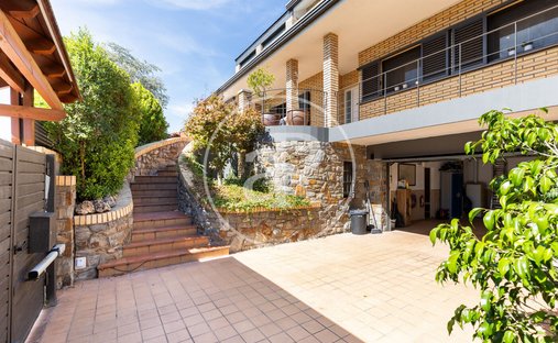 Villa en San Cugat del Vallés, Cataluña, España 1