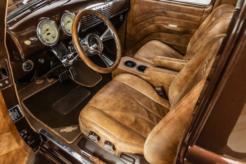 Pickup in Plymouth, United States 3 - 18998554