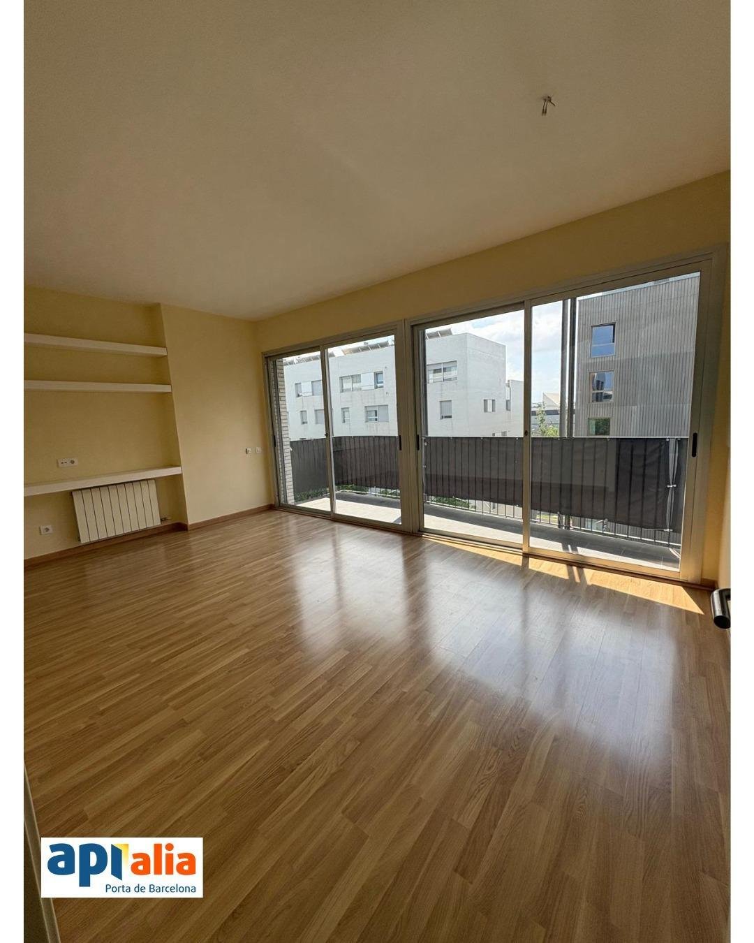 Apartment in Sant Feliu de Llobregat, Catalonia, Spain 2 - 18998877