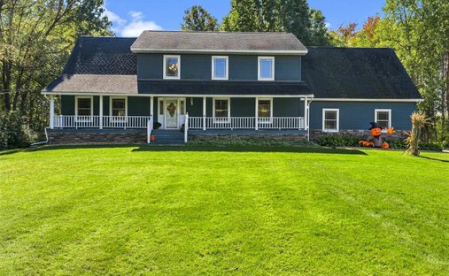 House in Vienna Township, Michigan, United States 1
